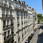 Escapade Rive Gauche - Tour Eiffel & Invalides