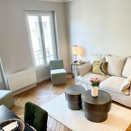 Apartment Escapade Rive Gauche - Tour Eiffel & Invalides *