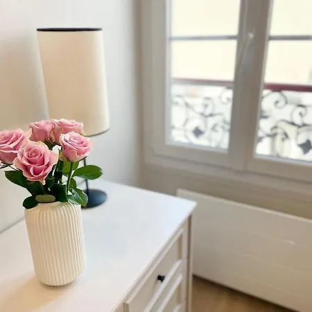 Apartment Escapade Rive Gauche - Tour Eiffel & Invalides *