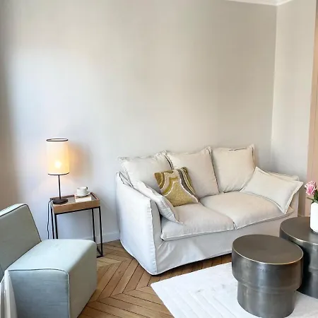 Apartment Escapade Rive Gauche - Tour Eiffel & Invalides